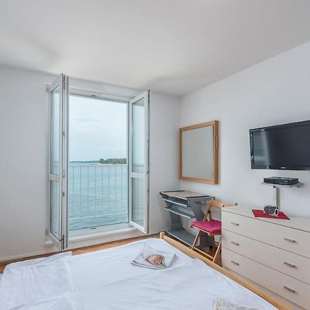 Peskera Apartments Tomicic Porec Luaran gambar
