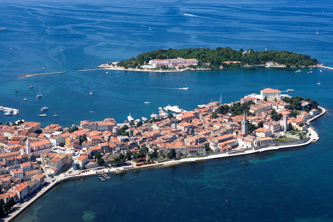 Peskera Apartments Tomicic Porec Luaran gambar